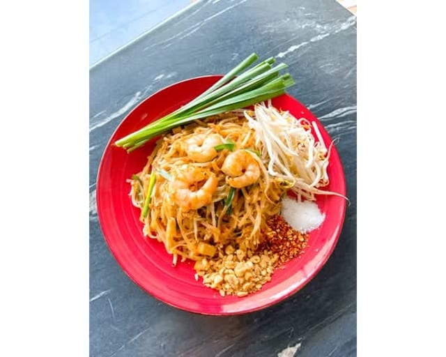 Pad Thai (Lunch).