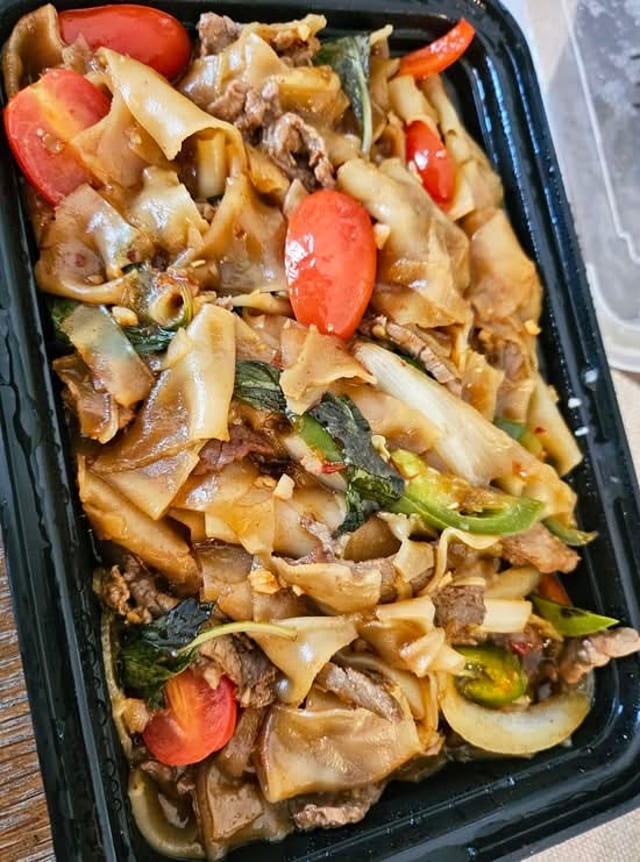 Drunken Noodle (Lunch).